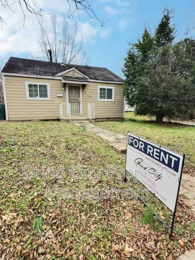 Main picture of 335 Joubert Ave
