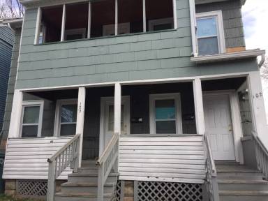 Main picture of 100 Weyl St