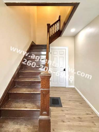 Main picture of 1829 Broadway