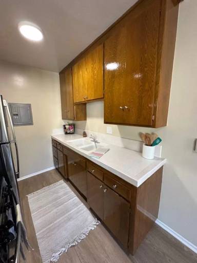 Main picture of 567 N Holliston Ave