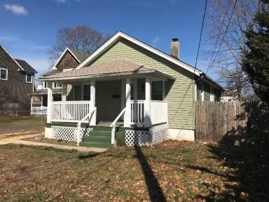 Main picture of 624 Park Ave