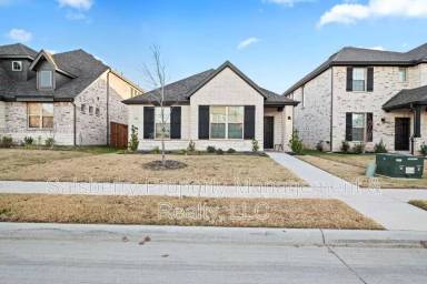 Main picture of 16924 Post Cedar Dr