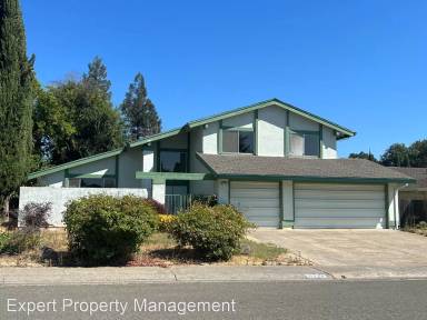 Main picture of 8329 Canyon Oak Dr