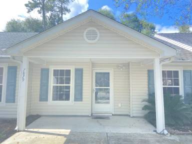 Main picture of 7885 Park Gate Dr