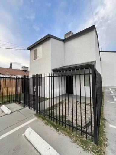Main picture of 931 Monterey St