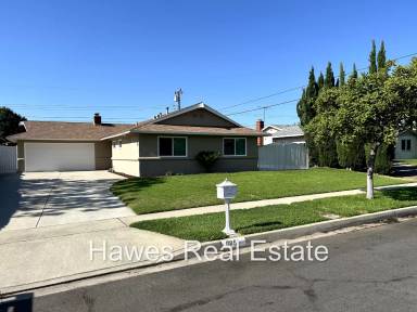 Main picture of 8851 Lurline St