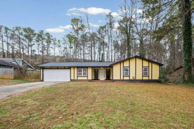 Main picture of 4149 Oak Ferry Dr NE