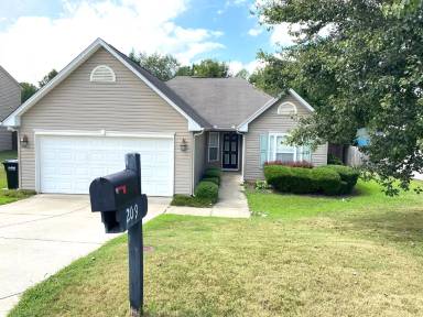 Main picture of 209 Gibby Ln