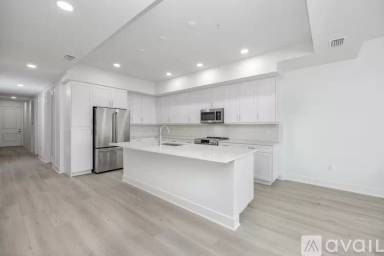 Main picture of 400 150th Ave