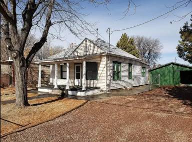 Main picture of 2217 E Main St