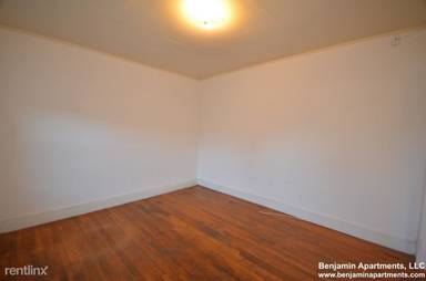 Main picture of 137 Park Dr