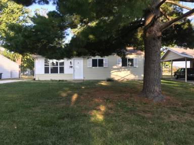 Main picture of 28 Boles Ave