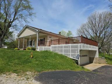Main picture of 5281 E Franklin St