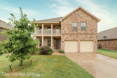 Main picture of 4237 Glen Abbey Dr