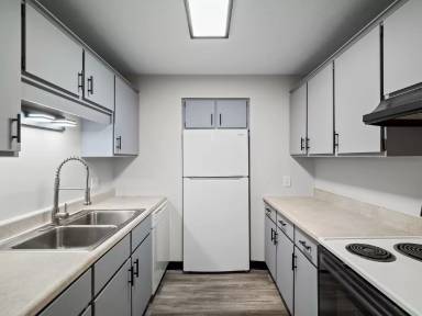 Main picture of 2901 17th St NW