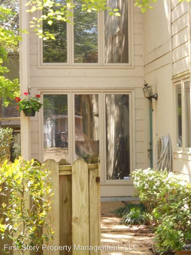 Main picture of 2303 Ryan Pl