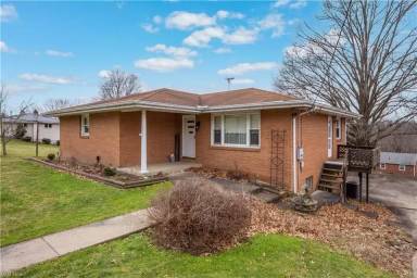 Main picture of 448 Juanita St