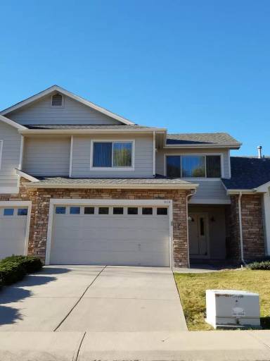 Main picture of 906 Hover Ridge Cir