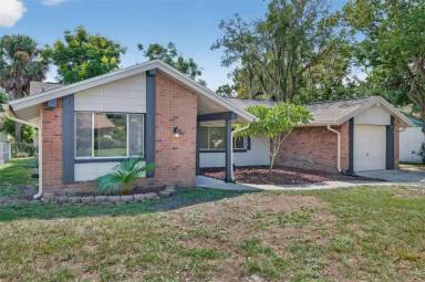 Main picture of 8510 Wagon Wheel Ln