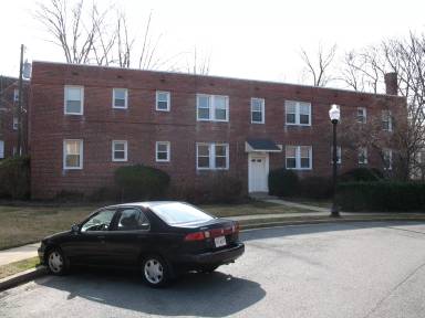 Main picture of 1520 N Longfellow St