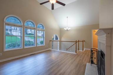 Main picture of 3601 Anna Ln NW