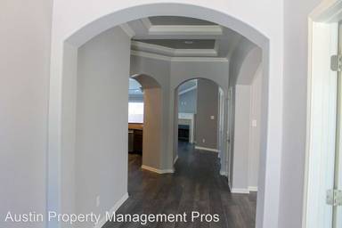 Main picture of 2824 Courageous