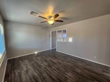 Main picture of 1218 Carol Dr