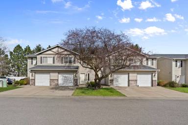 Main picture of 4930 N Orchid Ln