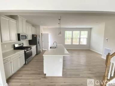 Main picture of 1326 Channing Park Cir