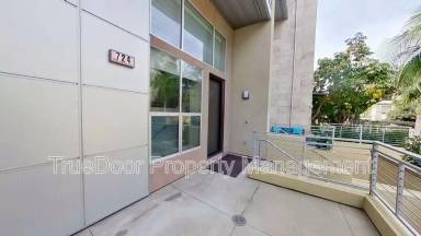 Main picture of 724 Rockefeller