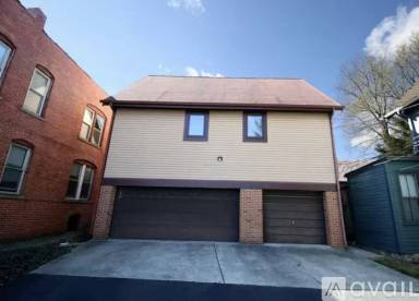 Main picture of 61 Price Ave