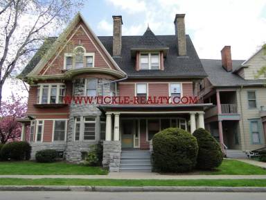 Main picture of 139 Park Ave