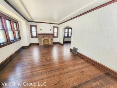 Main picture of 2327 N Dr William Finlayson St