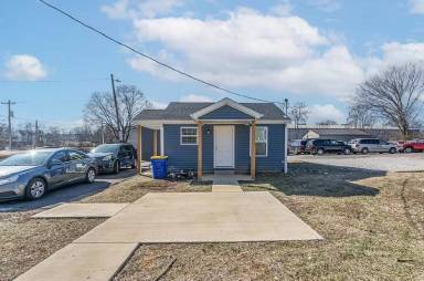 Main picture of 111 W 10th Ave
