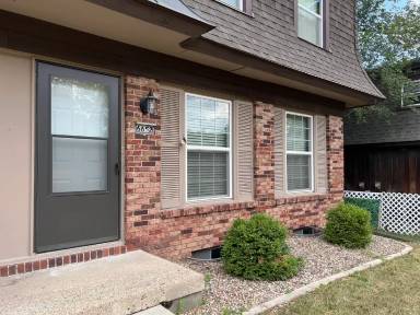 Main picture of 6650 Holcomb Cir