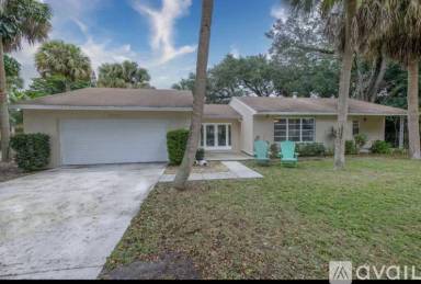 Main picture of 2045 McLaren Rd