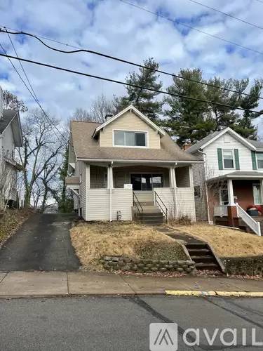Main picture of 144 Grandview Way