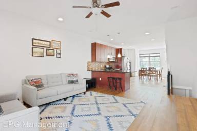 Main picture of 2514 Grays Ferry Ave