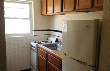 Main picture of 948 Ludlow Ave