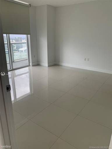 Main picture of 50 Biscayne Condos