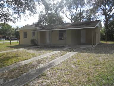 Main picture of 899 Henderson St