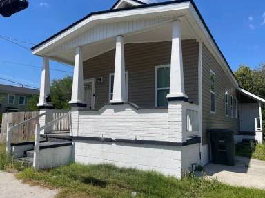 Main picture of 1112 E Bolton St