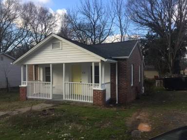 Main picture of 612 W Harrison Ave