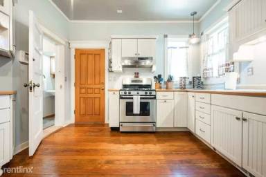 Main picture of 226 Willow St