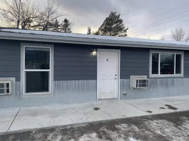 Main picture of 1730 MT Highway 35