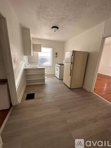 Main picture of 2763 7th Street Rd