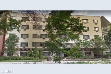 Main picture of 452 W Oakdale Ave