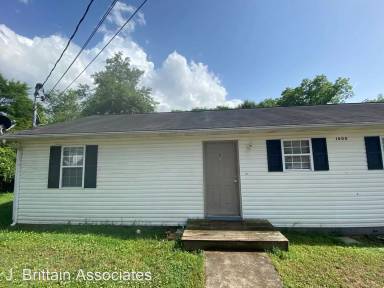 Main picture of 1000 Washington St NW