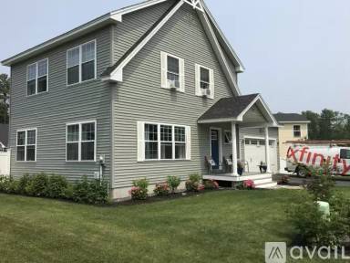Main picture of 12 Grove St