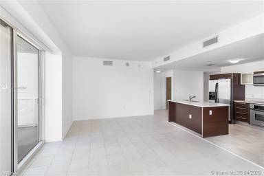 Main picture of Quantum on the Bay